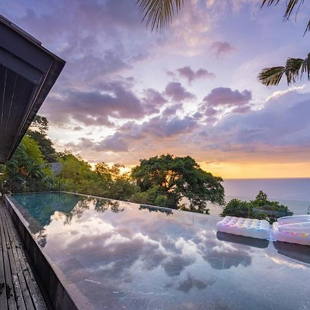Villa Yang, Private Oceanfront Villa, หาดกมลา ภายนอก รูปภาพ
